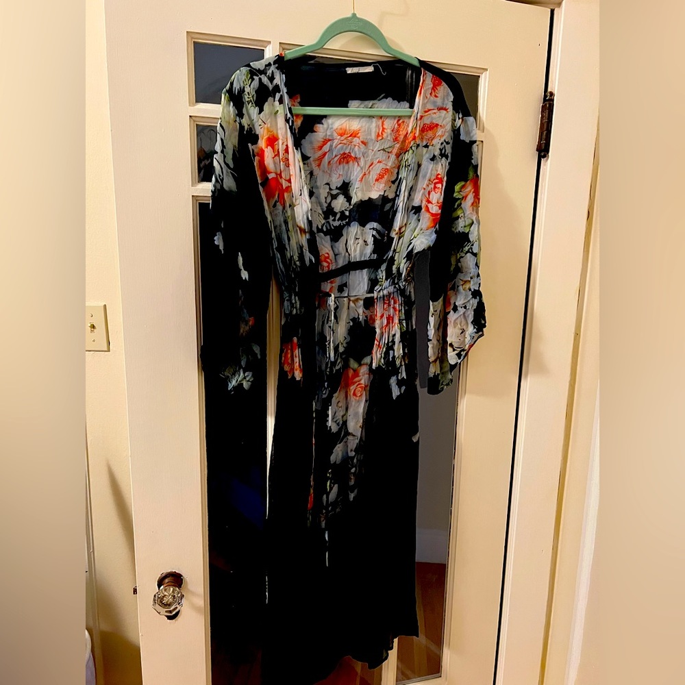 Anthropologie duster, floral, ankle length, good condition.